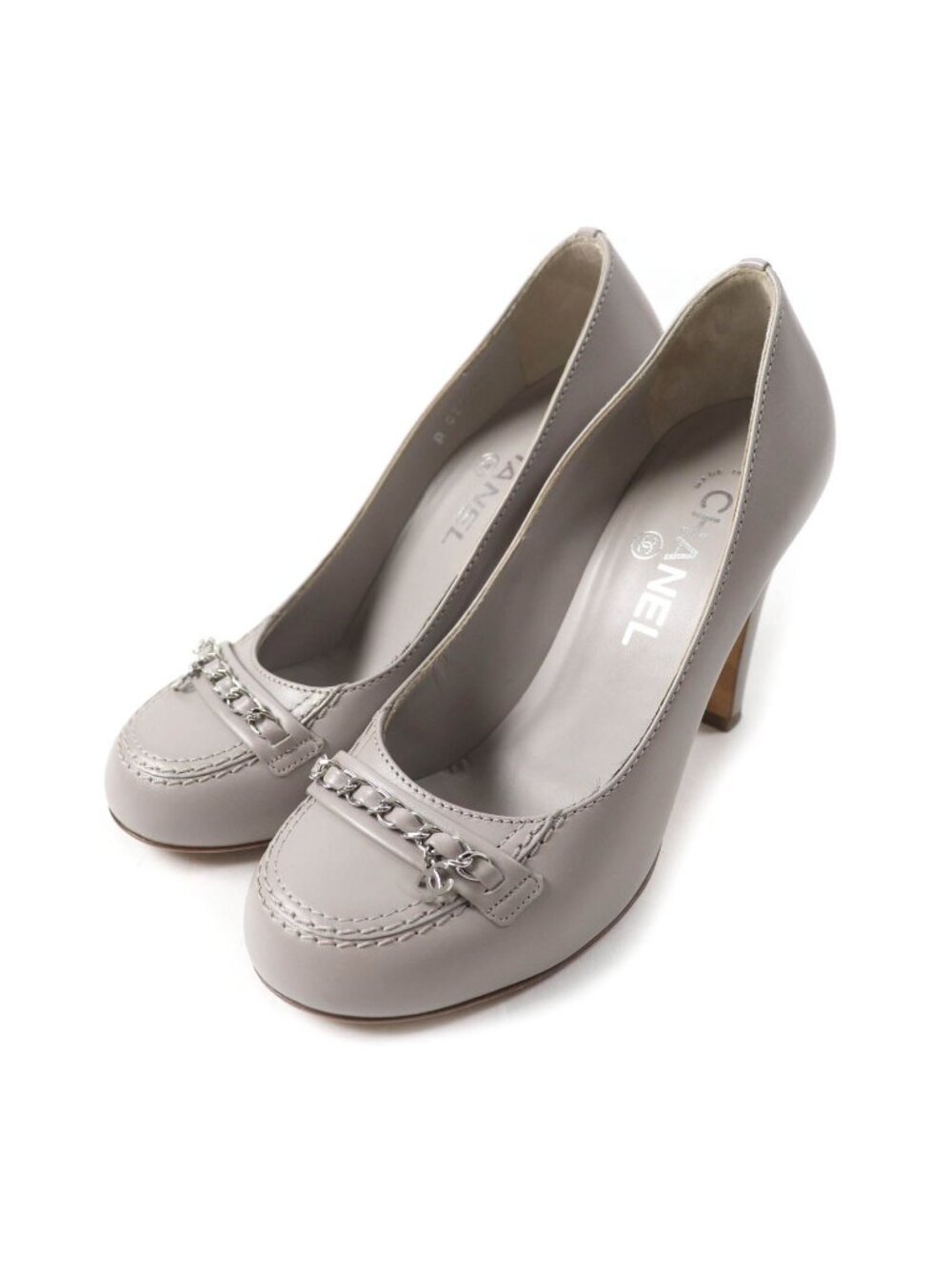 Chanel CC Logo Chain Decorative Round Toe Leather Pumps Gray Silver Heels
